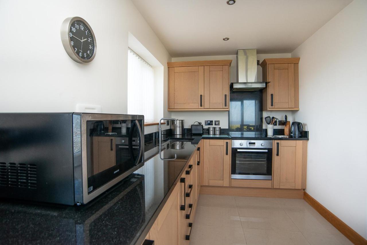 Finest Retreats - Sea Views Cottage Prestatyn Exterior photo