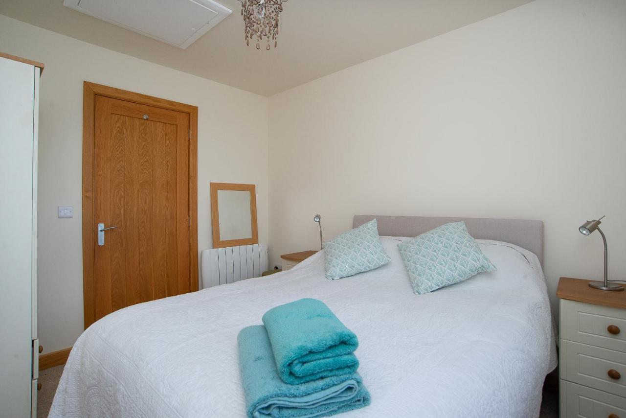 Finest Retreats - Sea Views Cottage Prestatyn Exterior photo